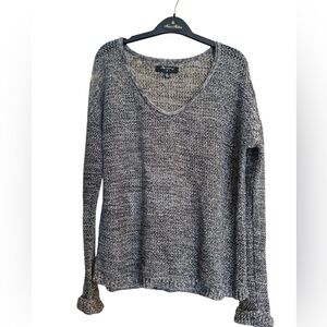 By Corpus Scoop Neck Knitted Top